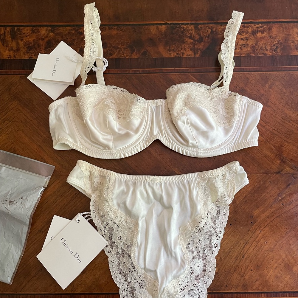 NWT Rare Vintage 1970s Christian Dior Ivory Balconette Lingerie Bra Thong Set